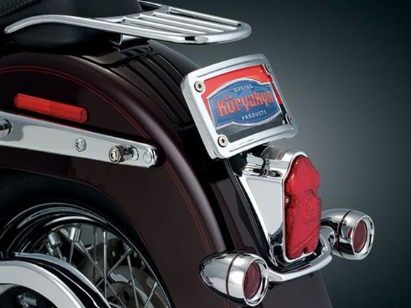 CURVED LAYDOWN LIC PLT MOUNT FOR DELUXE 3181